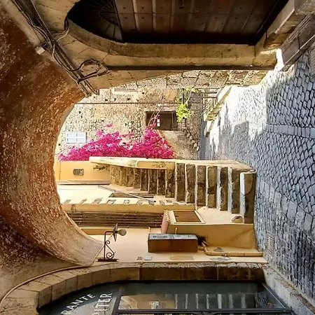 Casa Cancelli 8 * Terracina